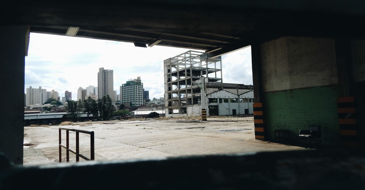 third_section_image_data.image_alt